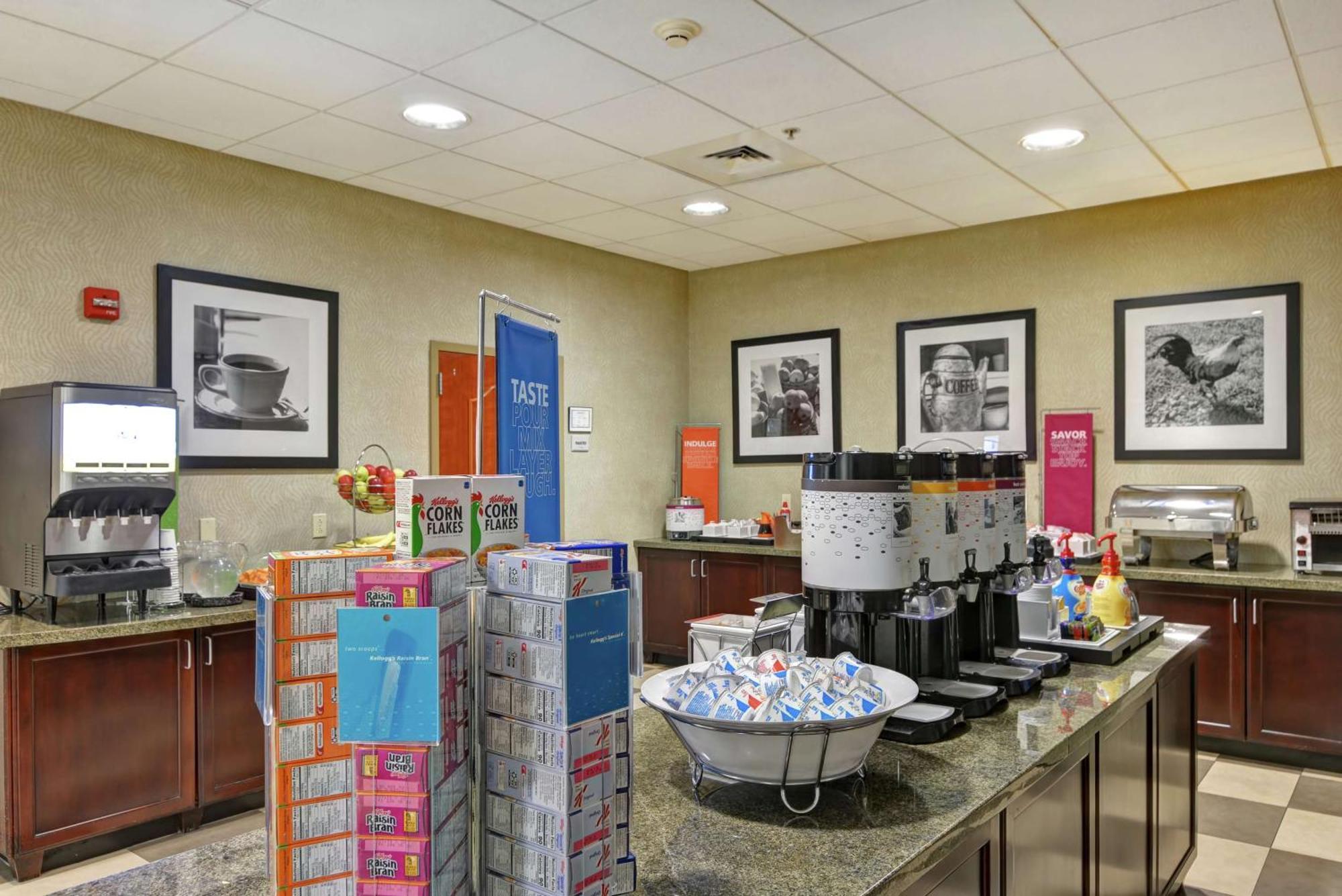 Hampton Inn & Suites Wilkes-Barre Esterno foto