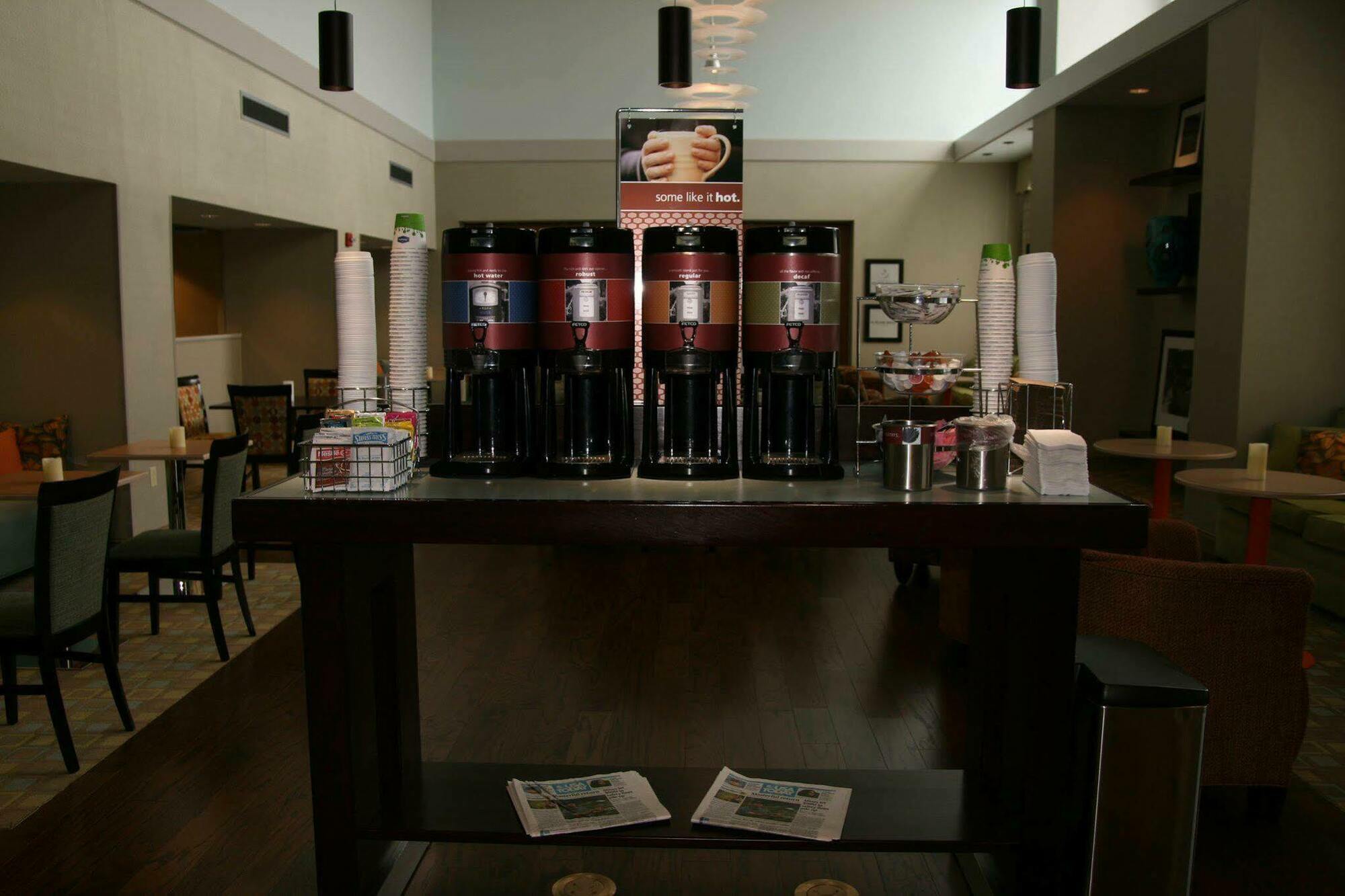 Hampton Inn & Suites Wilkes-Barre Ristorante foto